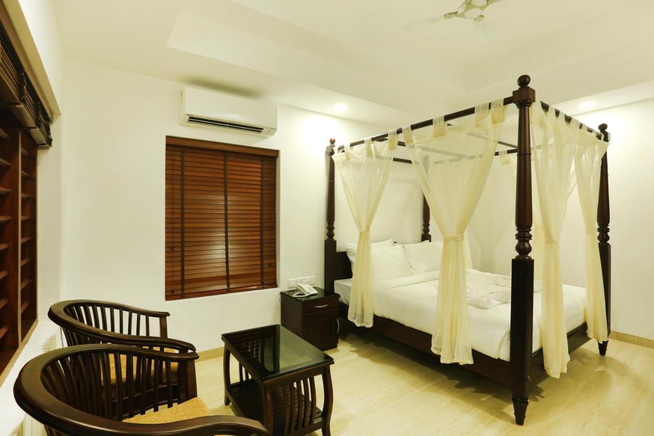 فندق وانس آبون ذا ريفر Kochi المظهر الخارجي الصورة